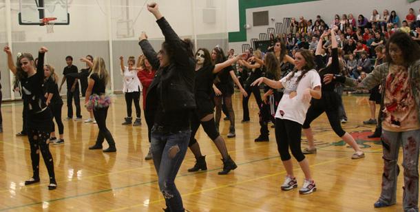 Seniors 'zombify' for Halloween