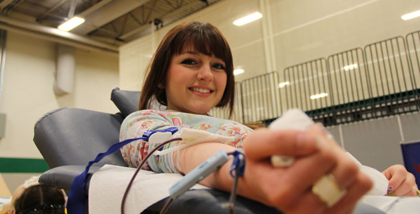 Sophomore Emma Jackson gives blood on April 5. 