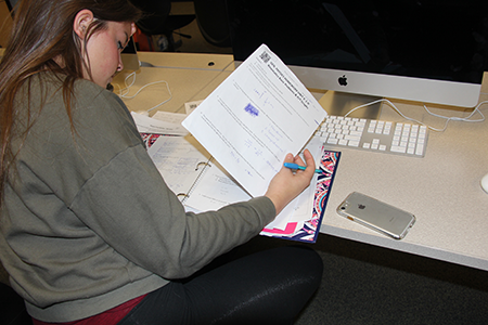 Junior Kira Horn studies for finals on Dec. 12.