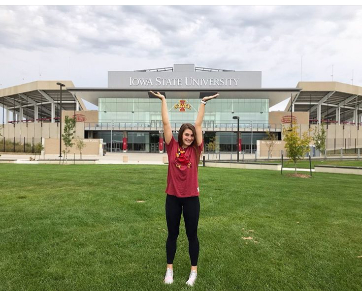 Student commits to Iowa State for volleyball