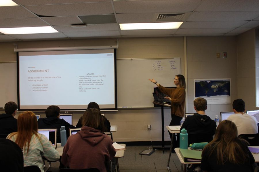 Student teacher Allison Berg teaches a World History lesson during her White 3 class on Thursday, Jan. 30. 