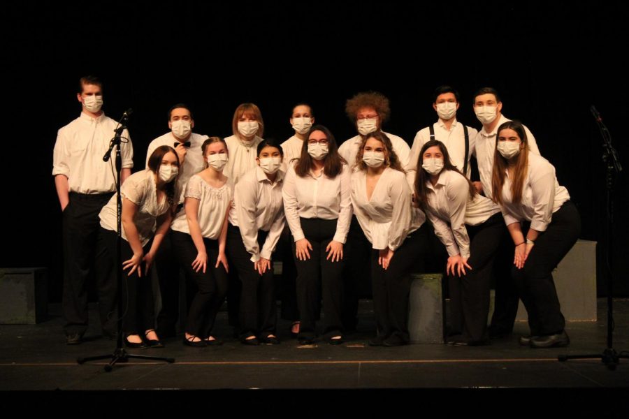 The cast of the Spoon River Anthology poses for a group picture. 